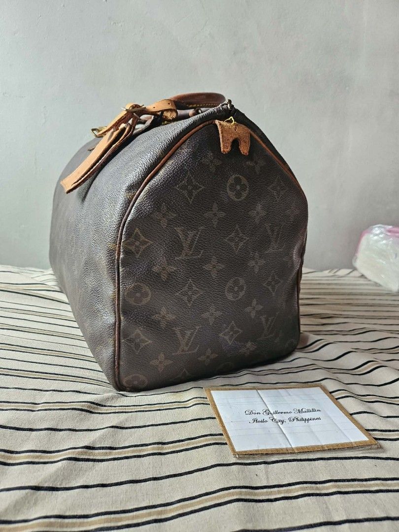 Louis Vuitton Speedy 35 LV Handbag (Category: Luxury Bags & Wallets) located in Iloilo. Submitted by ilonggawithheartfeltbeauty (Listing ID 1445694319, Image 3). Description: Speedy 35 13500 Legit / Authentic With Authentic Lock and Key and Lv Bag Tag Sign of usage sa canvas monogram but soft and no crack canvas. Pued pa gamitin. Puede ipa-cav. What you see is what you get. Please check all photos i usually post mostly the issues of the bag super