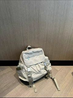 (Category: ) located in . Submitted by diya.pstore (Listing ID 1445690871, Image 1). Description: .