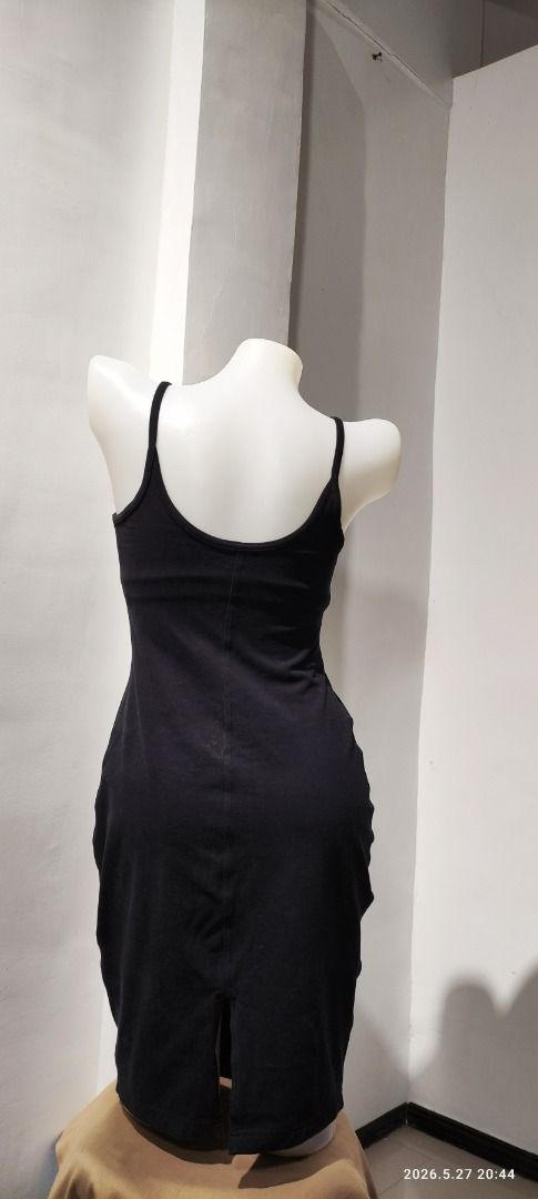 Lululemon (size 4) Inner Glow Dress (Category: Activewear) located in Calamba. Submitted by lulu.thrift.finds (Listing ID 1445678959, Image 3). Description: Lululemon Size 4 Inner Glow Dress No discount for single items. Can give a little discount for multiple-item purchases. Kindly check my store, selling all lulu :) First to pay basis Payment via GCash only Shipped thru Jnt within 2-3 days Free shipping for min 1.5k purchase If item is not mark