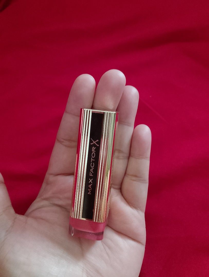 MAX FACTOR Color Elixir Lipstick No.090 English Rose (Category: Makeup) located in Quezon City. Submitted by marikamnl.crystal (Listing ID 1445689308, Image 3). Description: Swipe once to try it Original product Price includes shipping fee via j&t express.