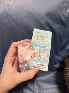 （分類：）位於 。 由 ashikabbb 提交（商品編號 1445773836，圖片 1）。簡介： 。
