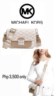 (Category: ) located in . Submitted by luxuryitems2021 (Listing ID 1445642451, Image 1). Description: .