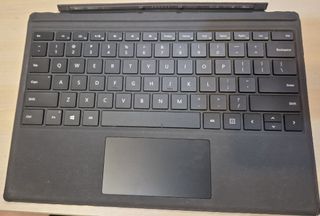 Microsoft Surface Pro 4 Keyboard with Touchpad504056858826526720