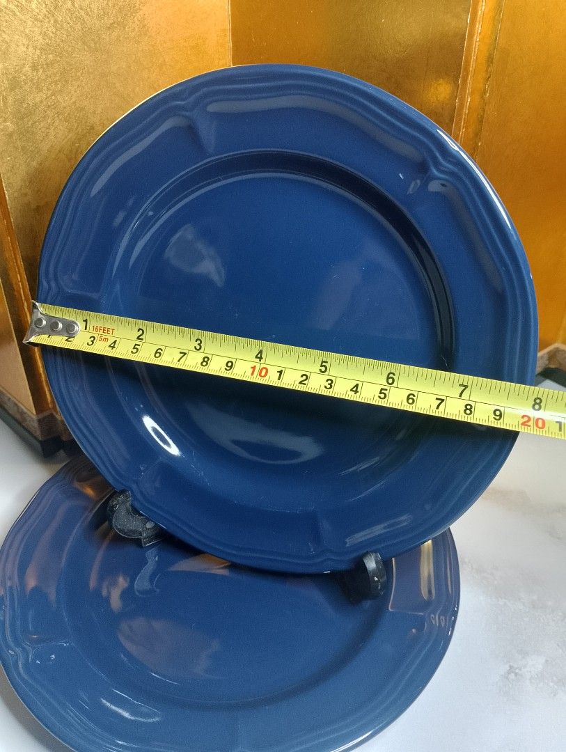 Modern House Blue Plates (Category: Dinnerware & Cutlery) located in Valenzuela. Submitted by buylaaaaa (Listing ID 1445610074, Image 3). Description: - Set of 2 plates - Brand: Modern House - Design: Scalloped edge - Material: Ceramic (implied) - Origin: Made in China - Size: Approximately 8 inches in diameter - Ideal for: Everyday use or special occasions.