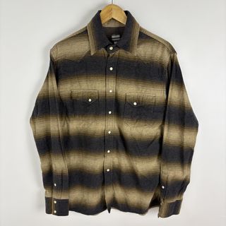 (Category: ) located in . Submitted by 2muchclothes_ (Listing ID 1445770661, Image 1). Description: .