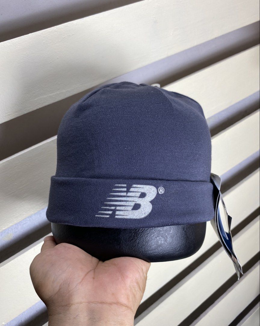 New Balance beanie (BNWT) (Category: Hats & Beanies) located in Surigao. Submitted by ricsons (Listing ID 1445701633, Image 1). Description: 9.8/10 color rate With tags pa Issue lang konti sa logo.