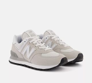 (Category: ) located in . Submitted by cloudycloset (Listing ID 1445621653, Image 1). Description: .