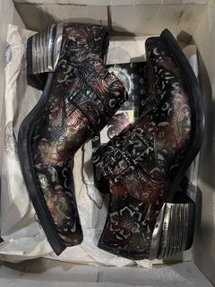 (Category: ) located in . Submitted by sneakerhunter30 (Listing ID 1445674261, Image 1). Description: .