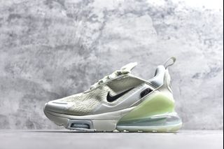 (Category: ) located in . Submitted by Outlet.Sneakers (Listing ID 1445662540, Image 1). Description: .