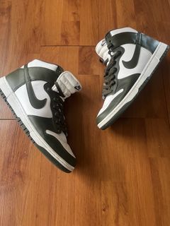 (Category: ) located in . Submitted by alexcollectionco (Listing ID 1445756487, Image 1). Description: .