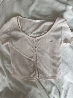 (Category: ) located in . Submitted by clothesbyc (Listing ID 1445706309, Image 1). Description: .