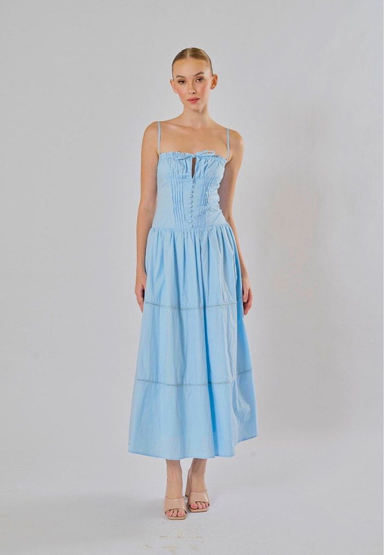 XS-S Olivette Blue Button Down Ruched Bust Square Neck Tiered Midi Dress (Category: Dresses) located in Dinalupihan. Submitted by fashionboxa (Listing ID 1445762104, Image 1). Description: Comparable Value P1,740 Selling low to DECLUTTER Never used Product Details: Regular Fit, Solid Tone, Polyester Garment Measurements Small - Bust: 78cm, Waist: 68cm, Length: 65cm Model wear Small.
