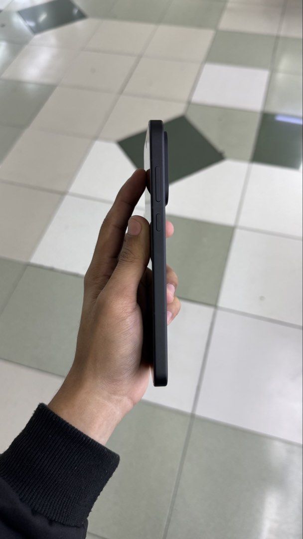 One Plus 15 512gb Global NTC Approved Complete Package (Category: OnePlus) located in Manila. Submitted by carimgadgets (Listing ID 1445641078, Image 2). Description: .