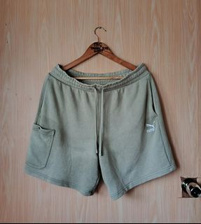 (Category: ) located in . Submitted by thethriftcity2024 (Listing ID 1445672891, Image 1). Description: .
