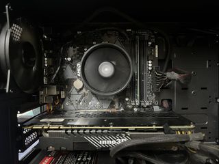 R3-3100 GTX 1080 Desktop Computer Unit504179065735106560