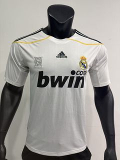 (Category: ) located in . Submitted by calcio_sport_jersey (Listing ID 1445781445, Image 1). Description: .