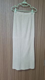 (Category: ) located in . Submitted by paintbypaint (Listing ID 1445687855, Image 1). Description: .