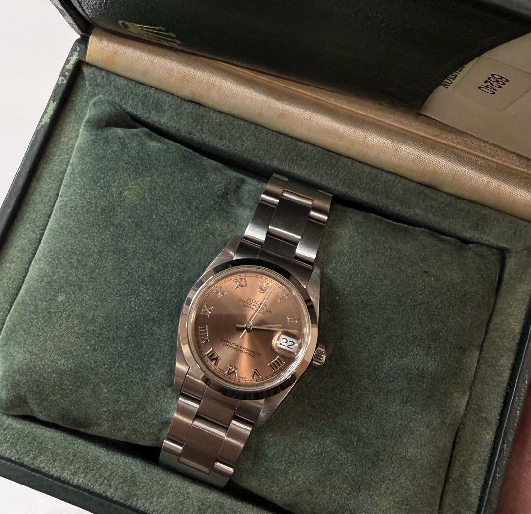 Rolex Oyster Perpetual Datejust Watch (Category: Luxury Watches) located in Makati City. Submitted by daviddd26 (Listing ID 1445645915, Image 1). Description: FOR SALE Rolex Datejust (Junior Size) ref 68240 Case 31mm Year model : U 1997 Inclusion: Full set Price: ₱ 295,000 Open for authentication 📍Greenhills San Juan City.