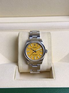 (Category: ) located in . Submitted by LuxPieces (Listing ID 1445782292, Image 1). Description: .