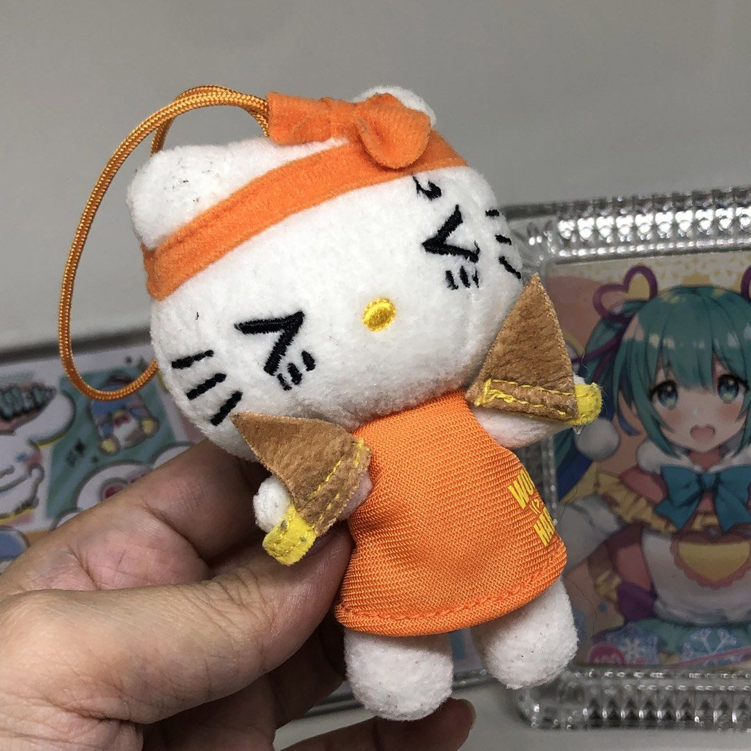 SANRIO HELLO KITTY WORK HARD PLUSH CHARM (Category: Plushies & Soft Toys) located in Quezon City. Submitted by kitsune.treasures (Listing ID 1445642934, Image 1). Description: *First to pay policy! *1 day reservation only. Failure to pay on time, auto cancel. 📍Quezon City * MOD: J&T | Lalamove * MOP: GCASH | BPI 📦ON HAND AND READY TO SHIP CONDITION: WHAT YOU SEE IS WHAT YOU GET. Dimensions: Kindly check the photos for the actual measurements. P