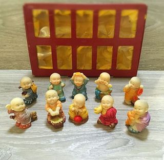 (Category: ) located in . Submitted by shopthislookk (Listing ID 1445671567, Image 1). Description: .