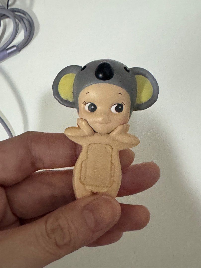 Sonny Angel and Skullpanda Figs (Category: Designer & Blind Box Toys) located in Quezon City. Submitted by nyakiras (Listing ID 1445703340, Image 3). Description: NO INDIVIDUAL BOX AND FOIL Can check if I still have the card ₱250 each SOLD: Monkey Lamb Elephant Giraffe hipper.