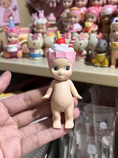 (Category: ) located in . Submitted by leyvshea (Listing ID 1445754729, Image 1). Description: .