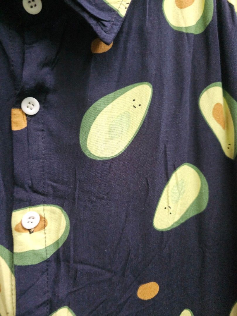 St. John's Bay Avocado Print (Category: Tshirts & Polo Shirts ) located in Manila. Submitted by john16bit (Listing ID 1445726200, Image 2). Description: Sizing: Large (W23xL30) ​Fabric: Lightweight Rayon ​Color: Navy Blue with Green Avocado print ​Condition: Preloved not ukay / Very Good condition (no visible flaws) RFS: Declutter, style changed.