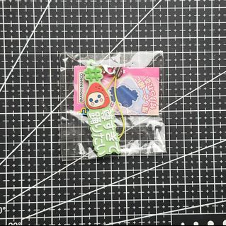 (Category: ) located in . Submitted by cloudita (Listing ID 1445775071, Image 1). Description: .