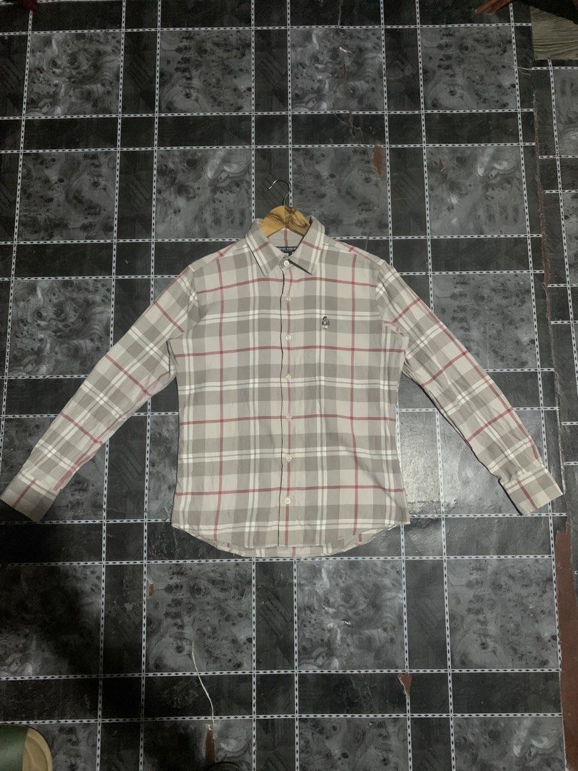 Teenie Weenie Longsleeve (Category: Shirts) located in Iligan City. Submitted by kierrehv (Listing ID 1445724705, Image 1). Description: Teenie Weenie Longsleeve 9.4/10 cr 19.5x25.5 No issues .