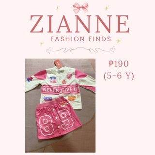 (Category: ) located in . Submitted by ziannefashionfinds (Listing ID 1445712188, Image 1). Description: .