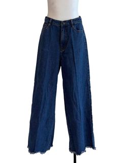 Bottoms Collection item 3
