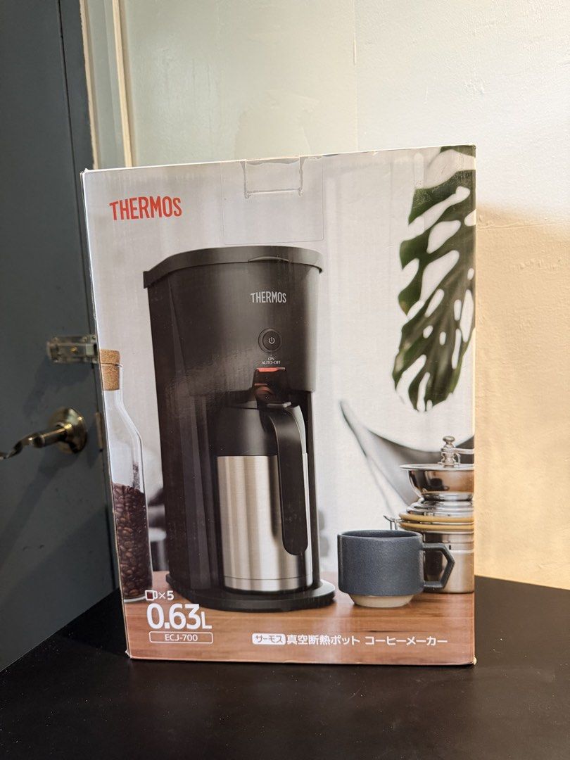 Thermos ECJ-700 coffee maker Japan (Category: Coffee Machines & Makers) located in Manila. Submitted by sleekchic.jms (Listing ID 1445710577, Image 1). Description: .