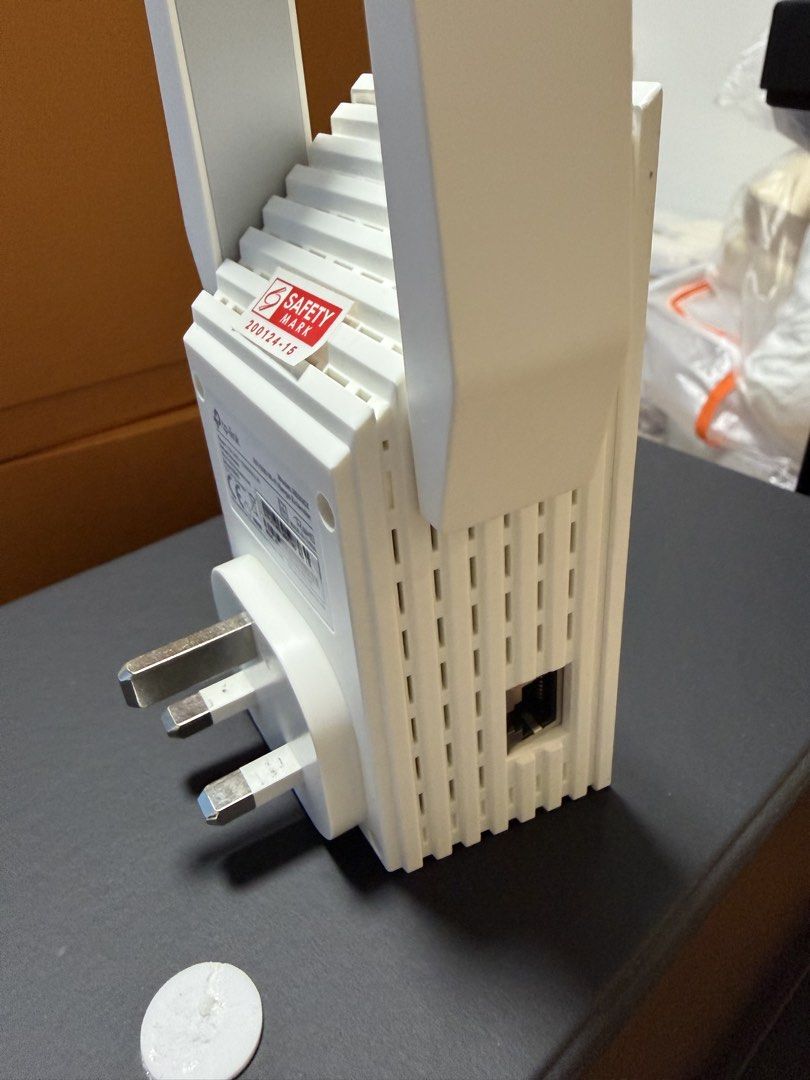 TP-Link AX1500 Wi-Fi Range Extender RE505X491186405025392642