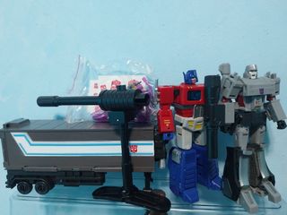 (Category: ) located in . Submitted by boxoftoys01 (Listing ID 1445712571, Image 1). Description: .