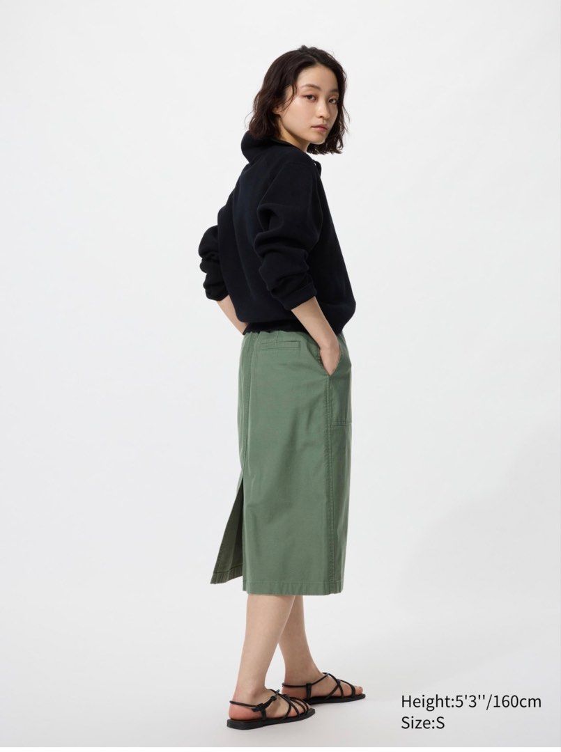 Uniqlo Midi Skirt (Category: Other Bottoms) located in Quezon City. Submitted by annela_ (Listing ID 1445739422, Image 3). Description: Original price 1990 Brand new with tag.