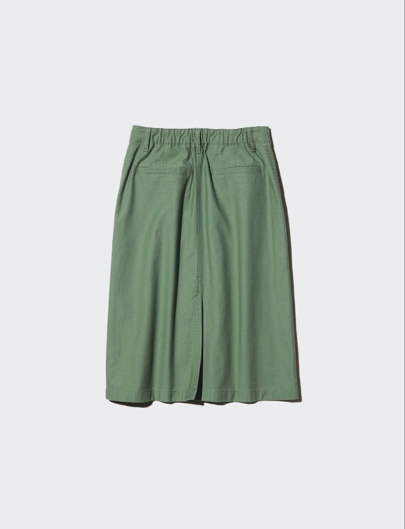 Uniqlo Midi Skirt (Category: Other Bottoms) located in Quezon City. Submitted by annela_ (Listing ID 1445739422, Image 2). Description: Original price 1990 Brand new with tag.