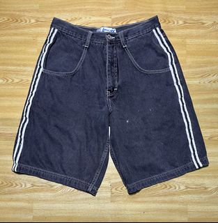 (Category: ) located in . Submitted by thriftsht (Listing ID 1445659990, Image 1). Description: .