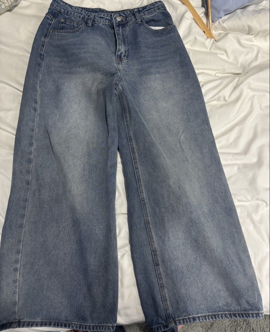Wide Leg Denim Jeans (Category: Jeans) located in Manila. Submitted by junjun_jomar (Listing ID 1445652199, Image 1). Description: - Light wash wide leg jeans - High waisted fit - Classic five pocket styling - Button and zip closure - Super comfy and stylish - Great for casual wear - Easy to pair with tops.