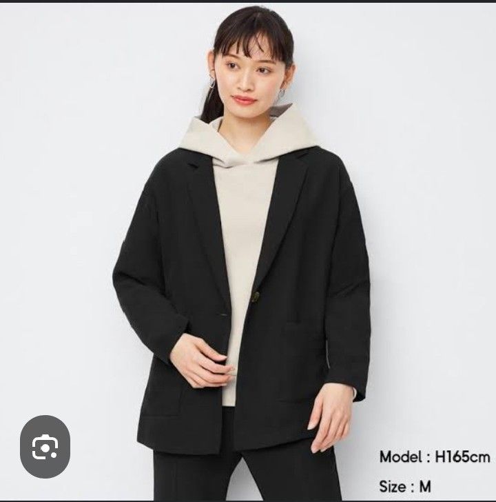Women's Coat/Jacket with belt (Category: Coats, Jackets and Outerwear) located in Valenzuela. Submitted by franpansai (Listing ID 1445754692, Image 1). Description: for Women, black blazer with belt included..
