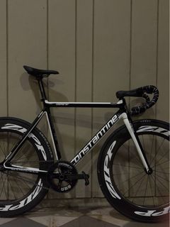 (Category: ) located in . Submitted by pisang.bikes (Listing ID 1445786114, Image 1). Description: .