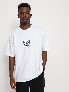 (Category: ) located in . Submitted by y2k.luxury.streetwear.outdoor (Listing ID 1445769250, Image 1). Description: .