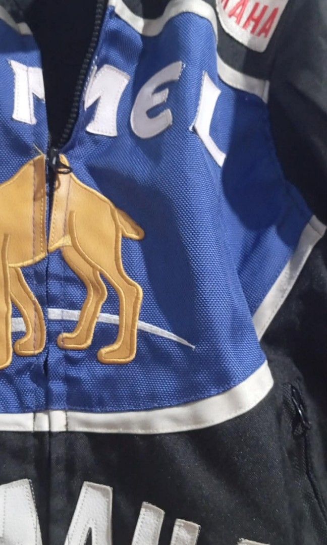 Yamaha motor racing jacket with arms pad (Category: Everything Else Others) located in Agoo. Submitted by yurimarie29 (Listing ID 1445695645, Image 2). Description: Yamaha motor racing jacket with arms pads large need labhan na stock sa cabinet.