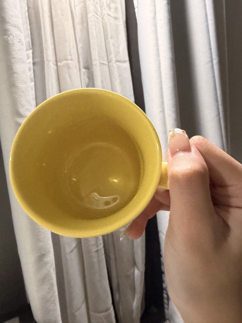 Yellow Pompompurin Mug bought directly from Japan (Category: Coffee & Tea Tableware) located in Cebu City. Submitted by liatan08 (Listing ID 1445786712, Image 3). Description: Bought directly from Japan Sanrio store Perfect for any pompom fan! Dishwasher safe :) loved using it with teas and juices made the drinking experience so much cuter.