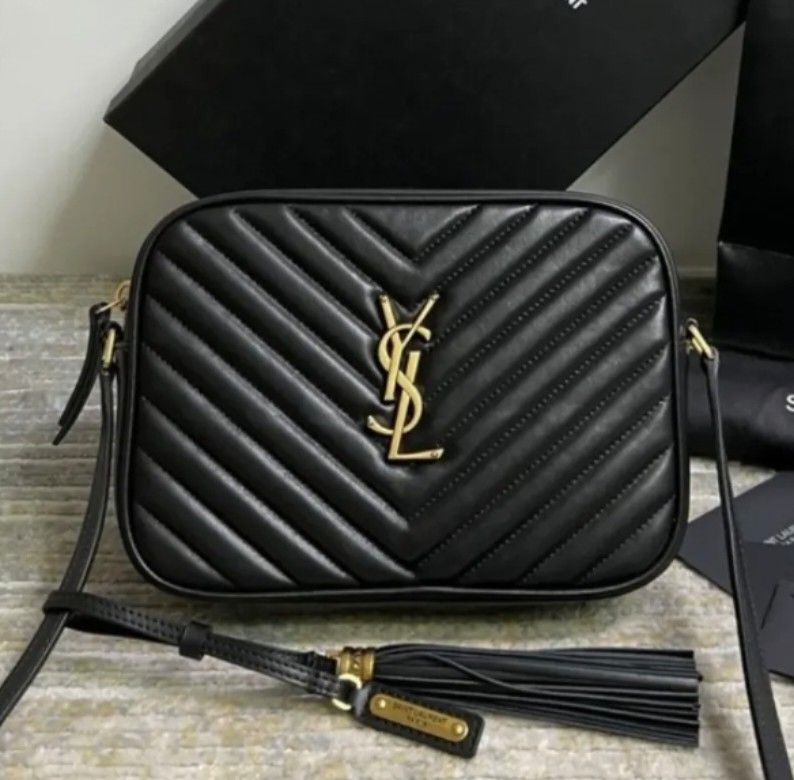 YSL Lou Camera Bag in Quilted Leather (Category: Shoulder Bags) located in Las Pinas. Submitted by g1rlboss.mnl.ph (Listing ID 1440648000, Image 1). Description: 📌50% DP to process order ✅️ACTUAL PHOTOS POSTED 📌PAY FIRST BEFORE SHIPPING ❌️NO PICKUP/MEETUP 🚫IF IN DOUBT, DON'T BUY INCLUSION/S: Dust bag Paper bag Box.