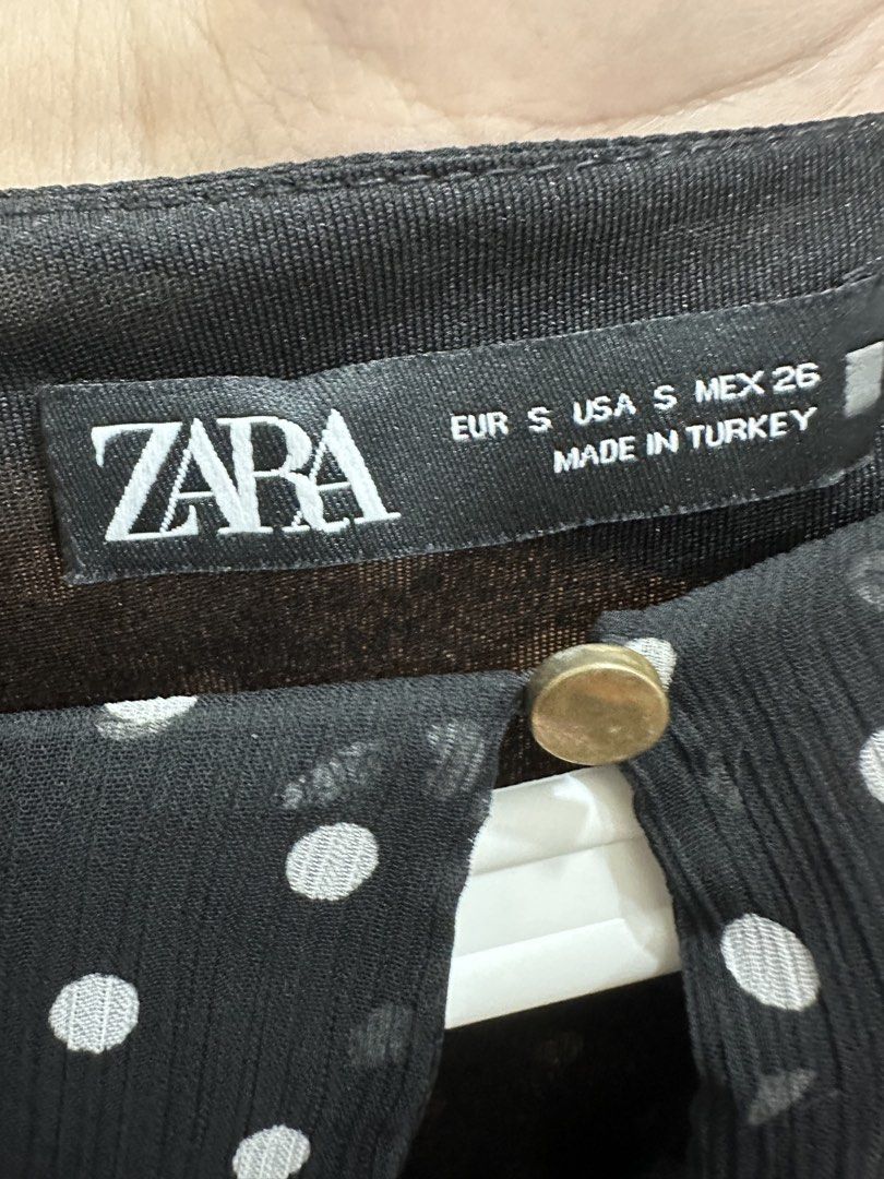 Zara Black Polka Dot Ruffle Mini Dress (Category: Dresses) located in San Juan City. Submitted by nanahachis (Listing ID 1445756724, Image 3). Description: previous owner’s measurements ♡ bust: 36 in waist: 28 in hip: 35 in height: 4’11 / 150 cm feel free to send a message for more details / photos location: san juan city, metro manila mop: gcash mod: jnt or sdd shipping usually every wed & fri or when i have free time ! will let you know in adva