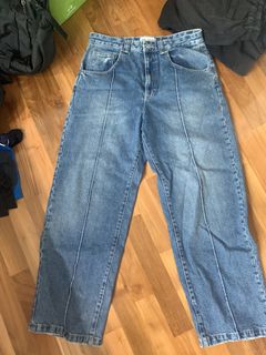 (Category: ) located in . Submitted by singaporelegend15263 (Listing ID 1445766671, Image 1). Description: .