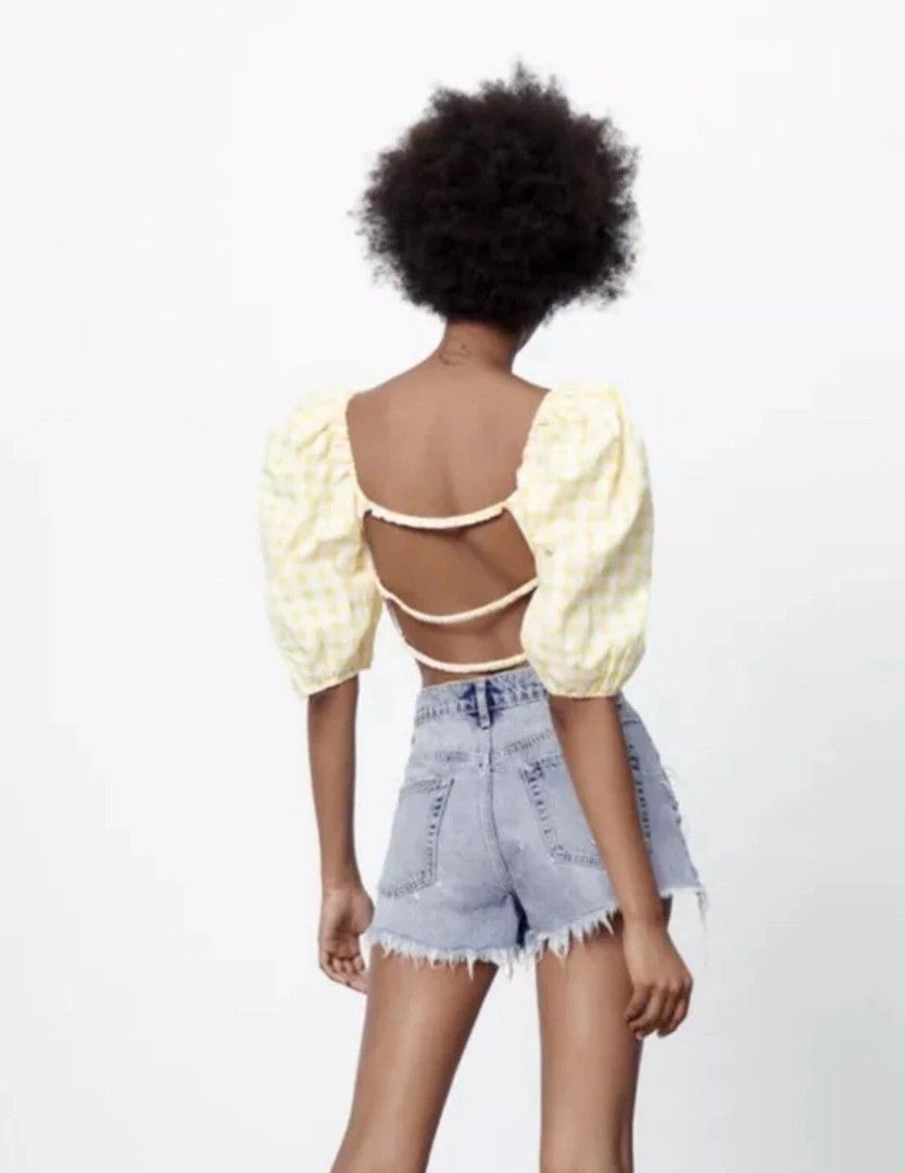 Brandnew Zara Yellow Gingham Puff Sleeve Crop Top (Category: Blouses) located in Urdaneta. Submitted by kcasi (Listing ID 1445693572, Image 2). Description: Medium on tag Brandnew no flaws Cute and flattering!✨️.