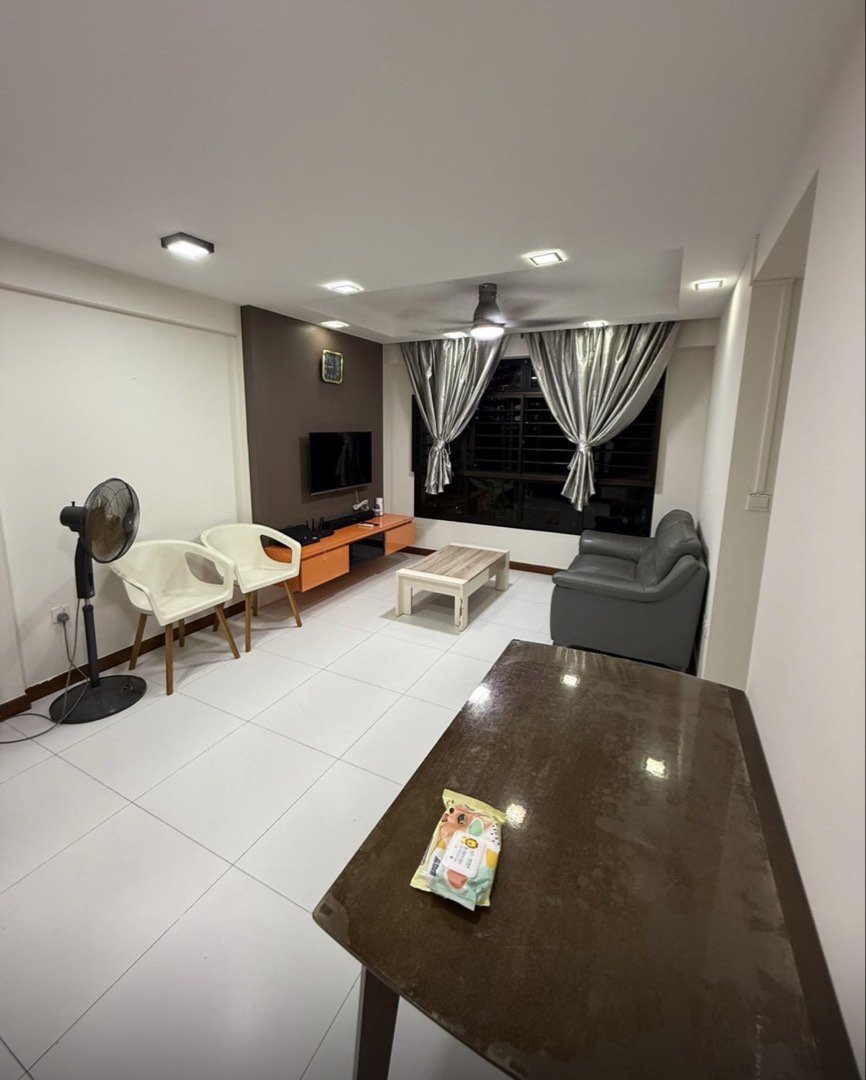 (Category: ) located in . Submitted by lalao16 (Listing ID 1445797386, Image 1). Description: .