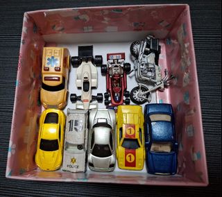 (Category: ) located in . Submitted by ajkcollections2015 (Listing ID 1445942831, Image 1). Description: .